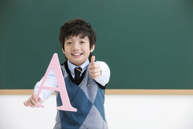 男孩起名叫允硕好吗